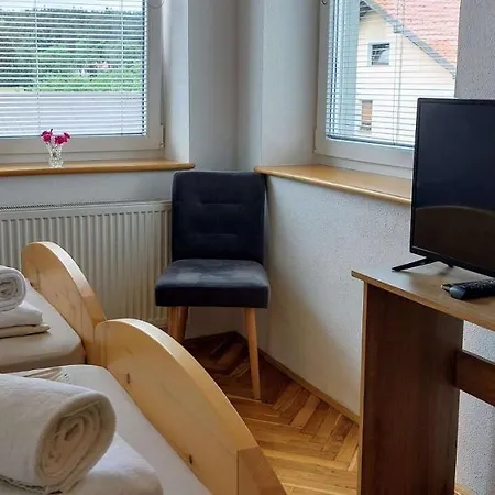 Prenocisca Miklavcic Nova Vas (Bloke)