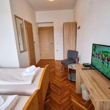 Prenocisca Miklavcic Vendégház 3*