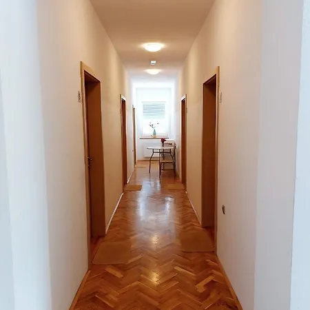 Prenocisca Miklavcic Nova Vas (Bloke)