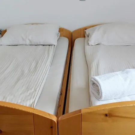 Prenocisca Miklavcic 3*