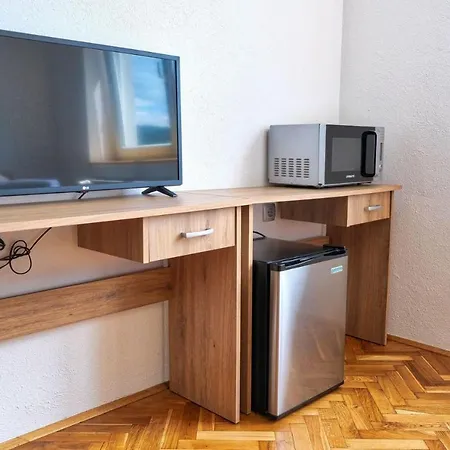 Prenocisca Miklavcic Nova Vas (Bloke)