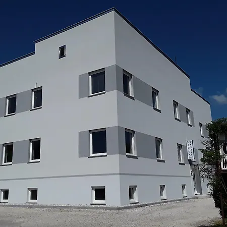 Prenocisca Miklavcic