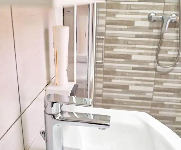 Affittacamere Prenocisca Miklavcic 3*