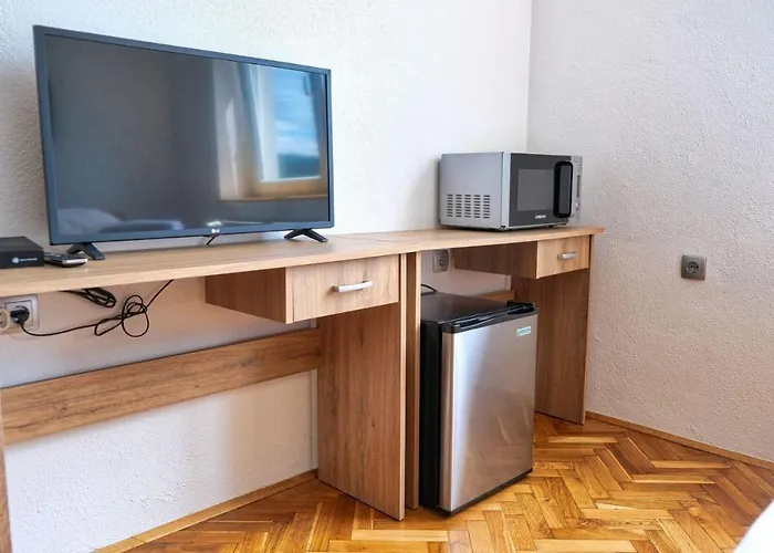 Prenocisca Miklavcic Nova Vas (Bloke)