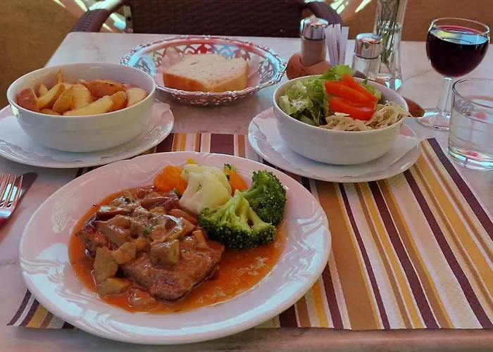 Prenocisca Miklavcic 3*