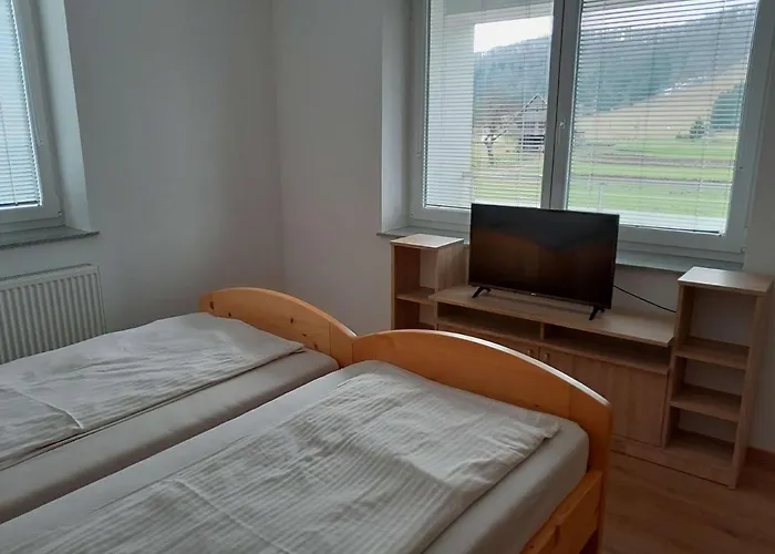 Prenocisca Miklavcic Affittacamere 3*