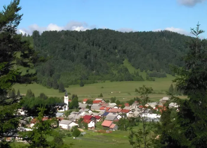 Prenocisca Miklavcic 3*