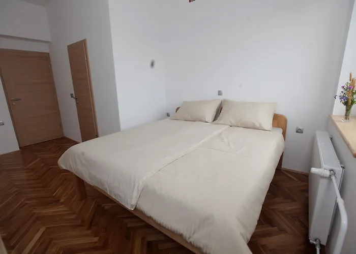 Affittacamere Prenocisca Miklavcic 3*